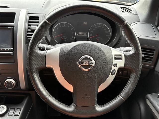 【ステアリング】ハンドルのスレも少なく非常に綺麗な状態です！無料電話でのお問合せはTEL047-409-0147です！！