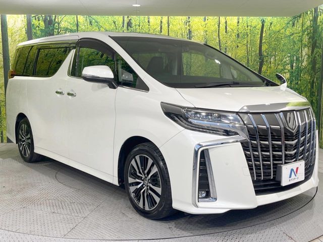 大好評のボディコーティング「弾スプラッシュコート」もご納車までに施工可能。通常のガラスコートと異なる、耐久年数6年の無機質ガラスコーティングが、ボディをキレイな状態に保ってくれます。