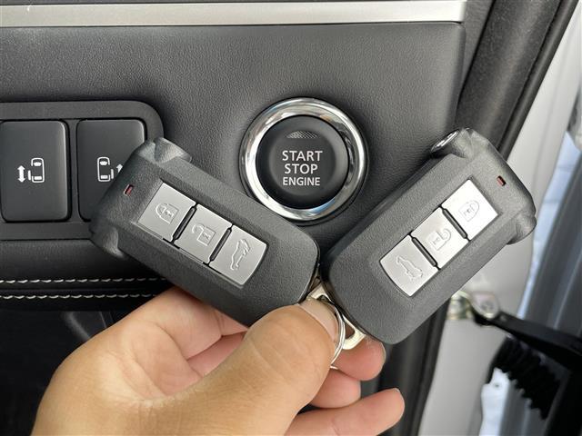 【スマートキー（エンジンスタートストップスイッチ）】スマートキー（電子キー）を持っていれば、スイッチを押すだけでエンジンをかけることができます！