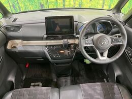 グループ総在庫数約30，000台！！全国の系列店からメーカー・車種問わずご紹介出来るので、あなたにピッタリのお車が見つかるはずです♪まずはお問い合わせ下さい☆