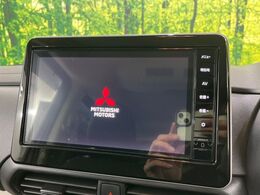 【大画面ナビ】人気の大型9インチナビを装備。存在感のある大画面はインパクト大！ナビ利用時のマップ表示は見やすく、テレビやDVDは臨場感がアップ！いつものドライブがグッと楽しくなります♪