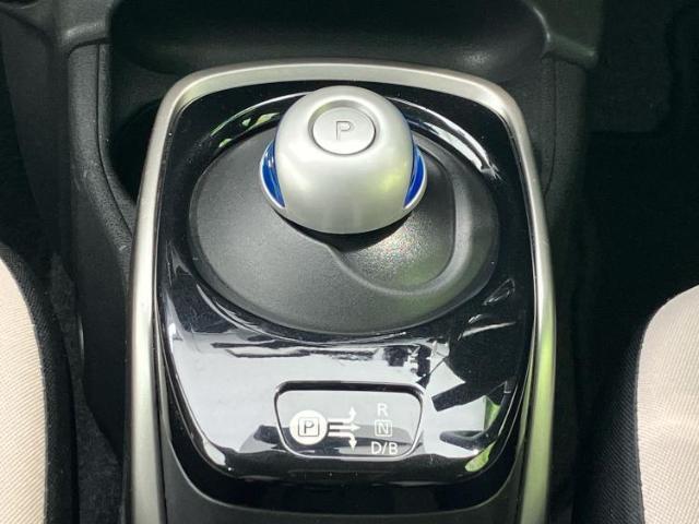 お車に合わせて無料保証以外にも、保証範囲、期間、距離を拡充させた有料保証もご用意しております！中古車の購入が初めてで不安・・・というお客様もご安心ください！