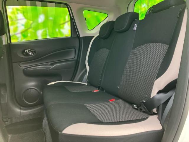 WECARSでは各商談席に大型モニターをご用意しております！見やすい大画面でゆったりと全国の在庫をご覧いただけます！是非ご来店お待ちしております！