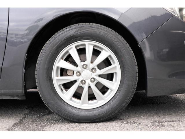 純正15インチアルミホイール、タイヤサイズ 195/65R15