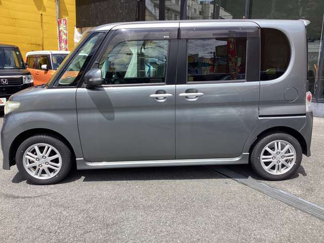 カーセンサーに掲載しきれない車も実はたくさんあります◎ご希望のグレードやカラーなどございましたらお気軽にお問い合わせください♪