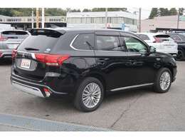 バックカメラ　障害物センサー