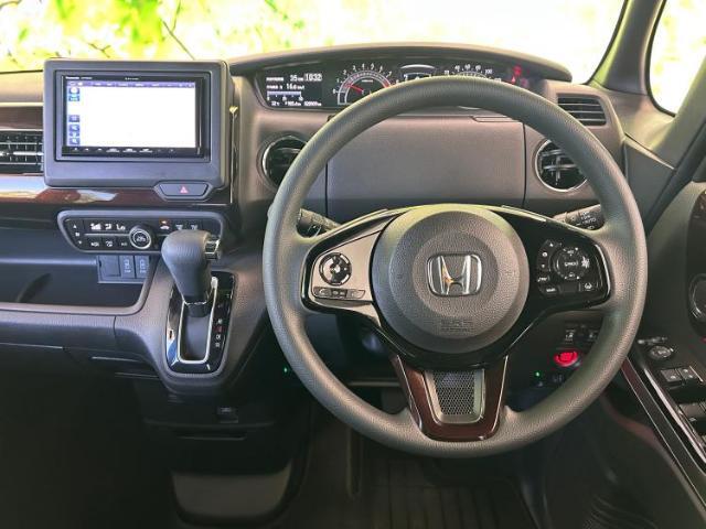 WECARSではほぼ毎日新しい在庫車両を入荷しております！お客様のこだわりを叶える1台がきっとWECARSにあるはずです！
