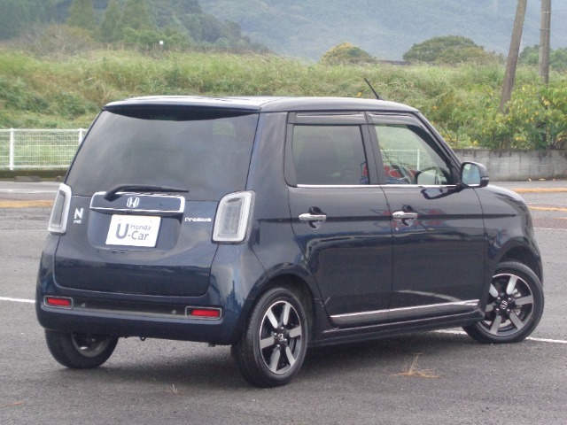 外装も丁寧に磨いております。是非1度実車をご覧ください！