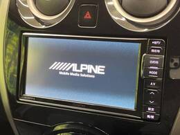 【ナビゲーション】目的地までしっかり案内してくれる使いやすいナビ。Bluetooth接続すればお持ちのスマホやMP3プレイヤーの音楽を再生可能！毎日の運転がさらに楽しくなります！！