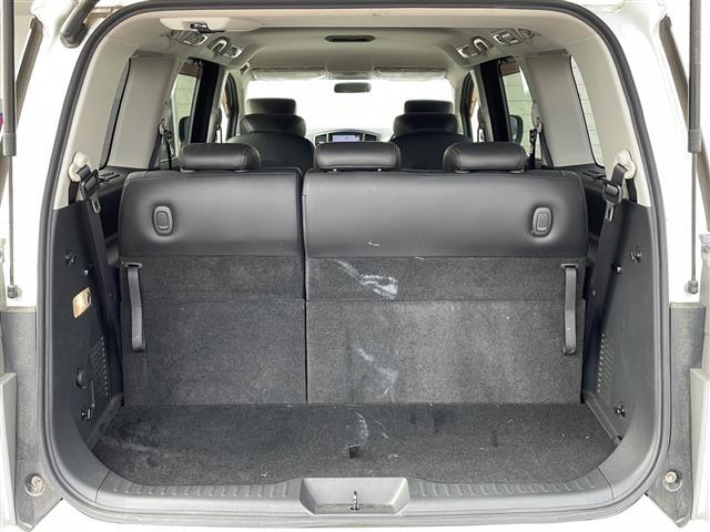【　ラゲッジスペース　】横幅、高さも十分様々な荷物を積むことができます！