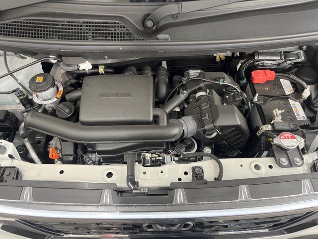 親切・丁寧な専門メカニックスタッフが応対！・車検・点検整備・事故等の修理などアフターサービスも安心。お車のカスタマイズもネクステージのサービススタッフまでご相談ください！
