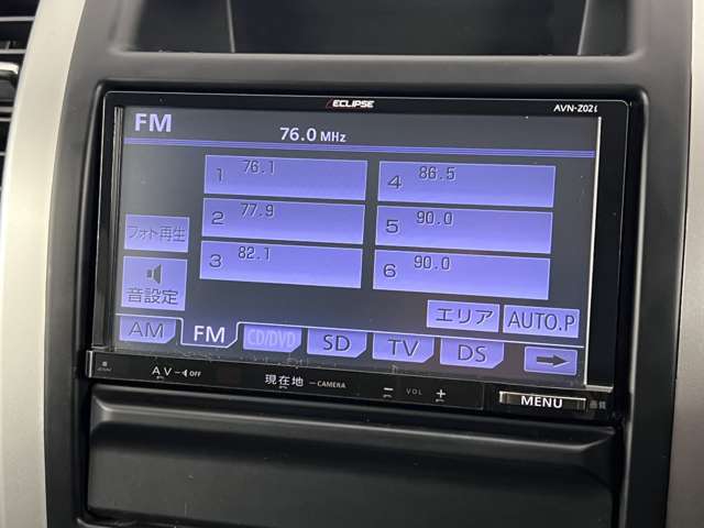 メモリーナビゲーションシステム。TV・CD・DVD再生・Bluetooth接続可能です。