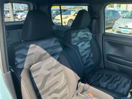 「この車の写真をもっと見たい」「状態が気になる」「この装備はついている？」どんな小さな疑問でもお気軽にお問い合わせください！