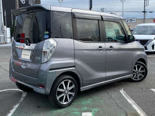 ボディ-カラ-チタニウムグレ-