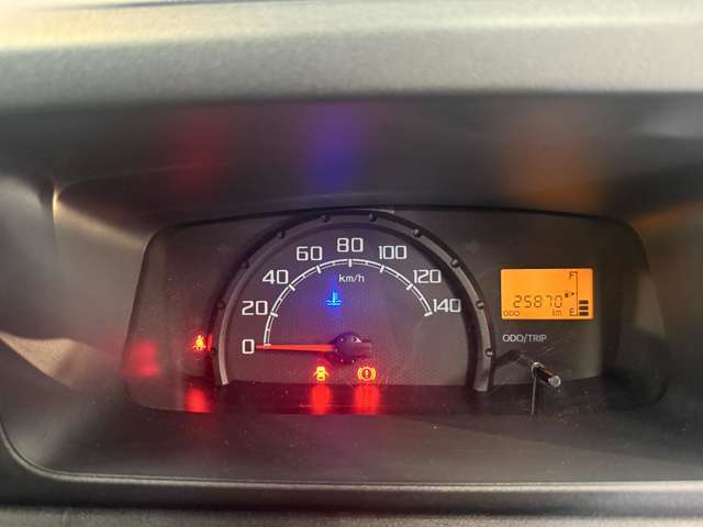 走行距離は25.870キロ☆徹底した納車整備と2年保証で安心してお乗りいただけます☆