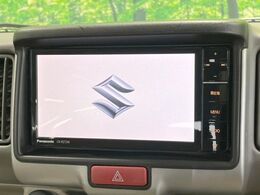 【純正ナビ】人気の純正ナビを装備。オーディオ機能も充実しており、Bluetooth接続すればお持ちのスマホやMP3プレイヤーの音楽を再生可能！毎日の運転がさらに楽しくなります！！