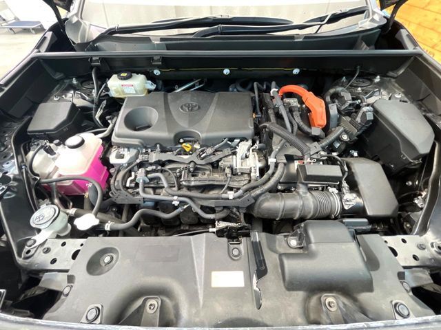 親切・丁寧な専門メカニックスタッフが応対！・車検・点検整備・事故等の修理などアフターサービスも安心。お車のカスタマイズもネクステージのサービススタッフまでご相談ください！