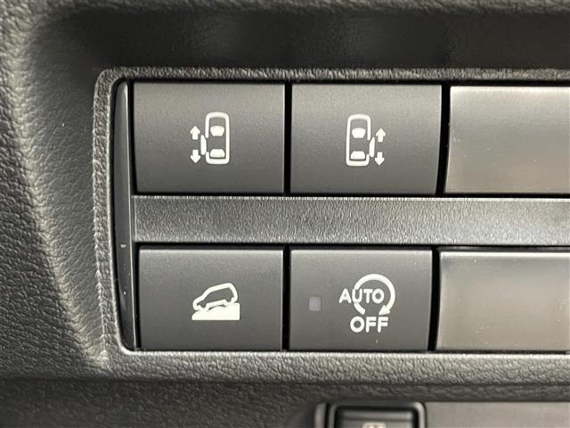 【運転席操作部】快適なドライブを楽しむための機能が装備されています！運転席から触れるので、使いやすいです！除菌プランいれていただくと、さらに清潔で安心していただけます！