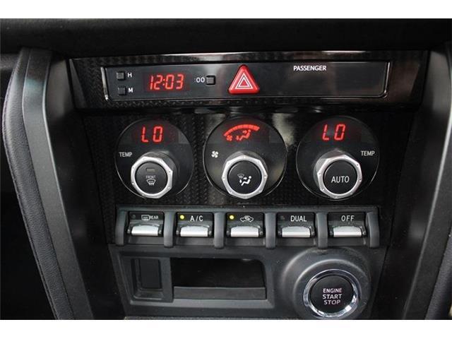 大好評のボディコーティング「ハイモースコート」もご納車までに施工可能。雨染みや線傷など中古車だからと諦めていませんか？ピカピカの状態でお乗り出しいただけます。