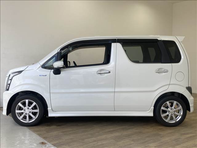 ★自社ローンも取り扱い★常時在庫300台！！軽スマイルなら、ご希望のお車が見つかるかもしれません！まずは、お気軽にお問い合わせください☆