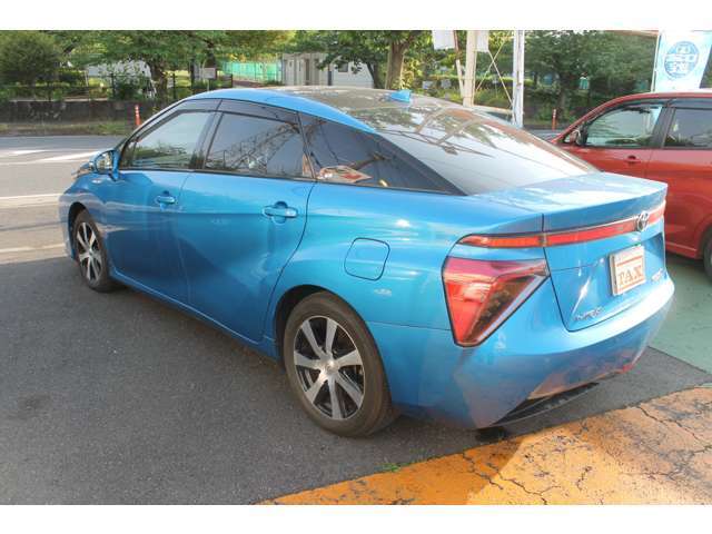 下取費用、廃車費用、無料にて引き受けます。支払総額は、車体価格、法定費用、整備点検費用（消耗品）、リサイクル、ナンバー代、全部含まれた価格です！