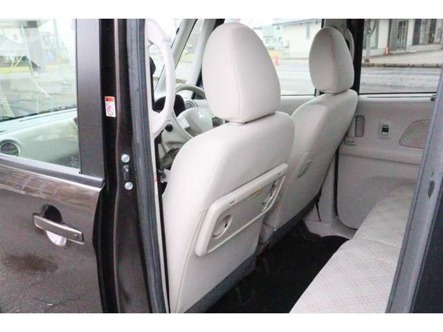 有料保証の取り扱いもございますので、遠方のお客様も安心してご購入出来ます♪最寄りの認証工場に入庫可能ですので、お気軽に有料保証のこともお尋ねください！