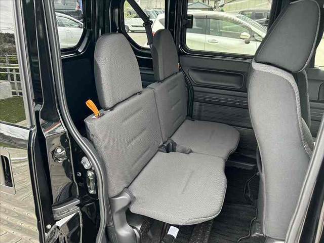 店頭ではBUDDICA PHOENIX（バディカフェニックス）のグッズ、キッズコーナーも完備、選べるフリードリンクを準備してお待ちしております♪無料査定いつでも実施中★予約いただくとスムーズです★