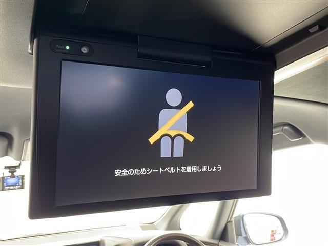 ◆【後部座席装備】シート背面ポケットや、ドリンクホルダー等、後席も充実した装備があります！！