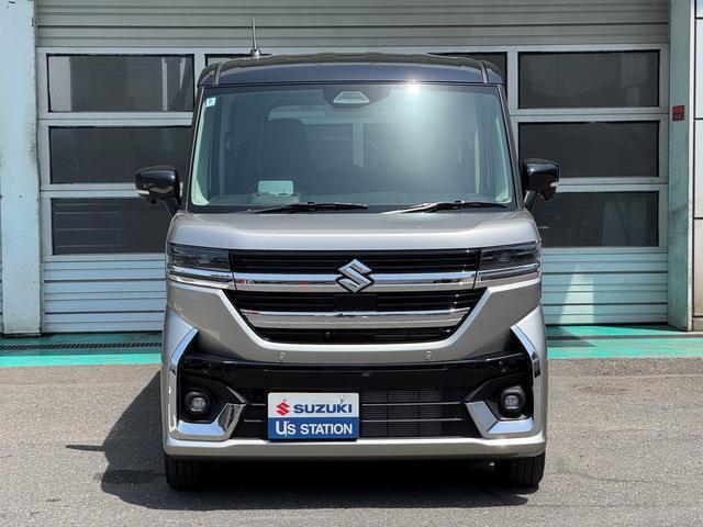 「スペーシアカスタム」　入荷いたしました！！ボディカラーは、スチールシルバーメタリック　ブラック2トーン♪　安心の3年保証、走行無制限の　《OK保証プレミアム》　がついています。詳しくは、スタッフまで