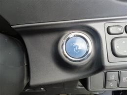 【運転席操作部】『運転席周辺の装備』の画像になります。快適なドライブを楽しむための機能が装備されています！運転席から触れるので使いやすいです！