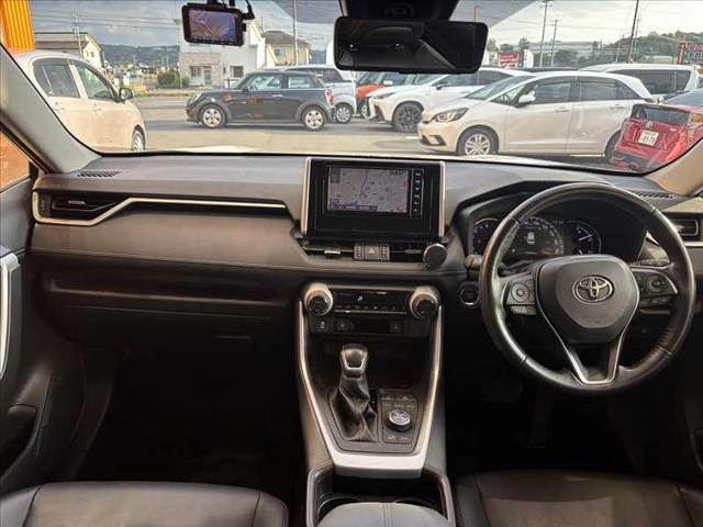 全国のオークション会場で毎日仕入に参加、本当に安く売値設定できる車しか仕入れておりません♪他社様在庫とご比較の上、是非ご検討くださいませ★