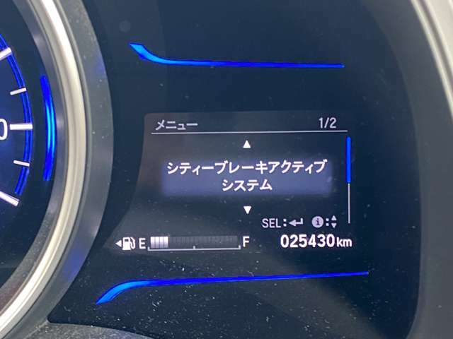 《アフターフォローもお任せ下さい！》ご納車後の修理や車検も承ります。各業者様と提携し、定期点検はもちろんオイル交換、タイヤ交換なども承ります。なんでもご相談ください！