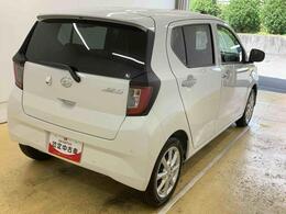 当店では車両本体価格以外に、諸費用を含めた支払総額も表示しておりますので、お客様の予算にピッタリのおクルマお選びができます。コーティングやJAFをセットにしたオトクな購入パックも好評です。