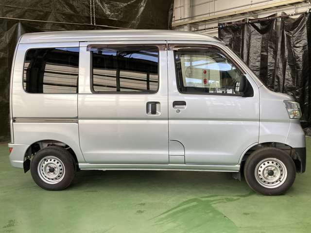 自社板金工場も保有しておりますので、気になるキズ・ヘコミが御座いましたら是非とも御用命ください！