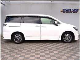 神奈川でお車を探すなら リバーサイド 。当店では在庫数800台展示中となります。残価設定型ゴジュッパローンをメインで販売しており月々のお支払いをお安く高年式車を乗りたい方へ是非ご検討ください。