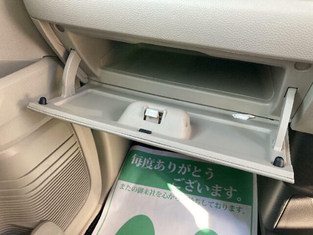 私達はお客様が楽しく、そして安全な車選びができますよう、分かりやすい情報開示を心がけております。価格の表示に関しては、支払総額を掲載する事で、初心者のお客様にも安心な情報をお届け致します。