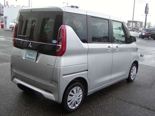 ルームクリーニングはもちろん、ボディークリン、エンジンルームなど見えないところもキレイに洗浄してありますよ♪