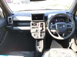 運転者にとっては日々使用することとなる運転席です。運転席が快適だと運転に集中することができますね。