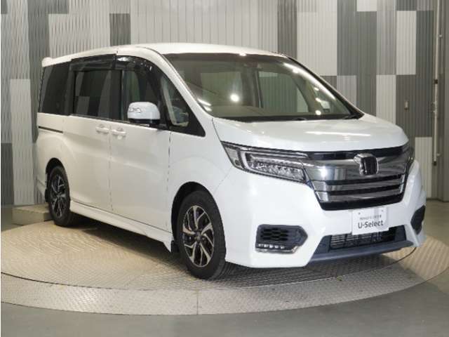 車検・点検整備もお任せ下さい。ホンダ車を知り尽したエキスパートサービスエンジニアがご対応させて頂きます。