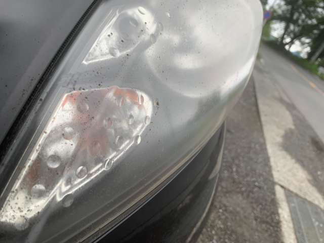 車の下部分も大きな傷はございません。