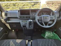 令和7年1月登録　届出済未使用車　両側パワースライドドア　スマートキー　オートエアコン　オーバーヘッドシェルフ　スペアタイヤ　LEDルームランプ　LEDヘッドランプ