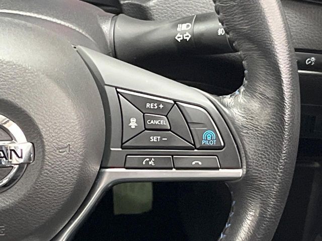 【プロパイロット】高速道路での長距離走行が楽に！！渋滞時と巡回走行のシーンで、アクセル・ブレーキ・ステアリングを自動で制御し、長距離運転の負担を軽減してくれます♪