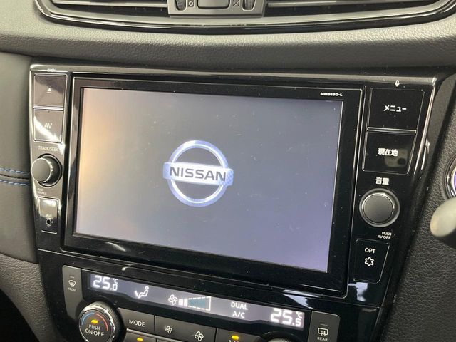 【大画面ナビ】人気の大型9インチナビを装備。存在感のある大画面はインパクト大！ナビ利用時のマップ表示は見やすく、テレビやDVDは臨場感がアップ！いつものドライブがグッと楽しくなります♪