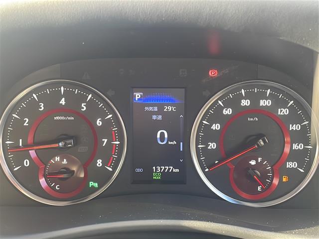 せっかく見つけたお気に入りの1台を遠いからとあきらめてほしくない！遠方でも陸送納車承れます。
