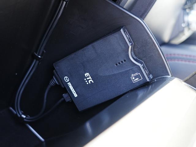 ETC車載器搭載です。スマートICも増えてきており、必須装備といって良い便利装備です。