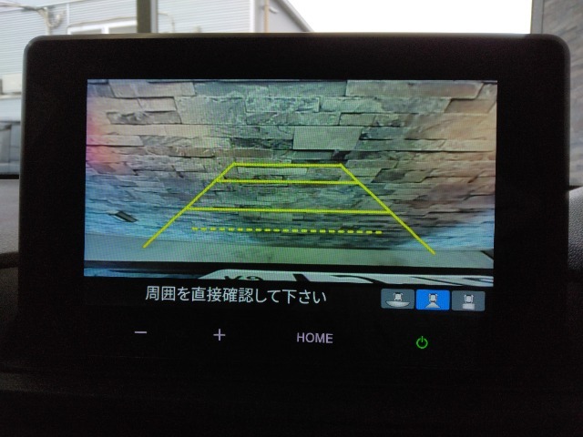 リアカメラがついているので、駐車や後進の際にとても便利です♪