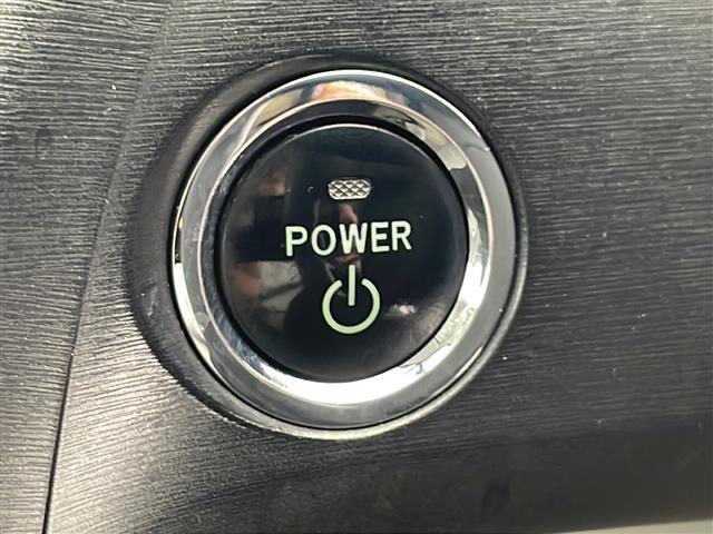 【運転席操作部】快適なドライブを楽しむための機能が装備されています！運転席から触れるので、使いやすいです！除菌プランいれていただくと、さらに清潔で安心していただけます！