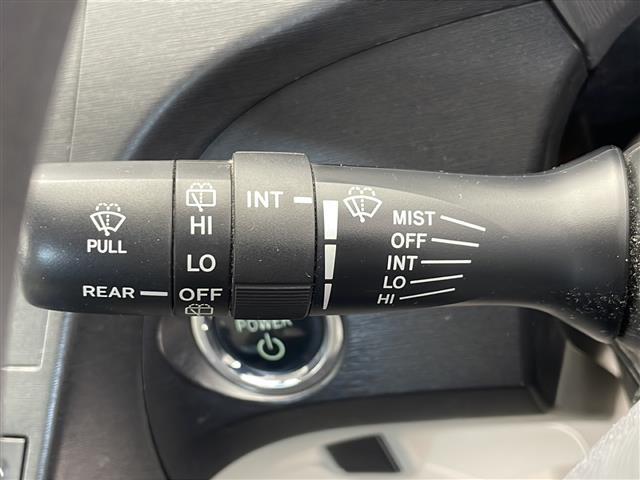 【運転席操作部】快適なドライブを楽しむための機能が装備されています！運転席から触れるので、使いやすいです！除菌プランいれていただくと、さらに清潔で安心していただけます！