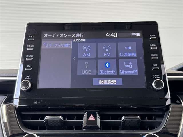 ディスプレイオーディオを装備。スマホと車をつなぐことで、これまでのナビに加えていろんなサービスが楽しめます。