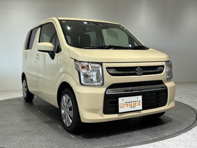 グループ年間販売台数は4，000台以上！！大量販売・大量仕入によって低価格での提供を実現しています！